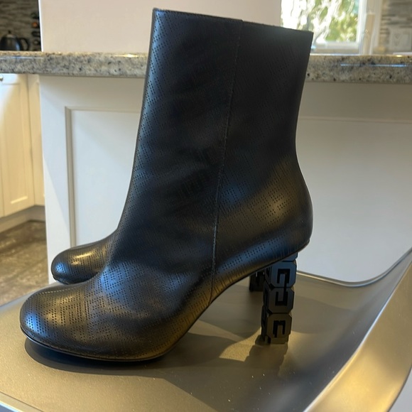 Givenchy Shoes - NIB GIVENCHY G CUBE BLACK ANKLE BOOTS. 39